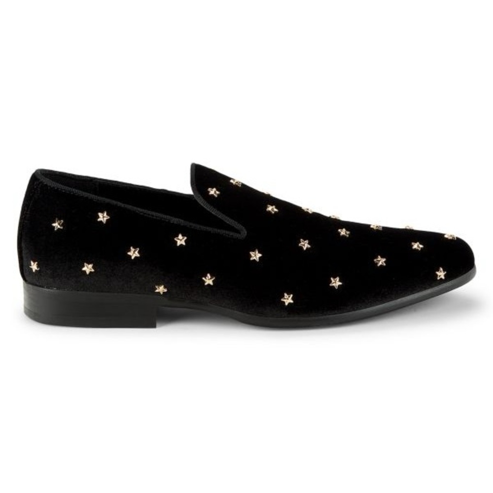 STEVE MADDEN
Studded Velvet Smoking Slippers